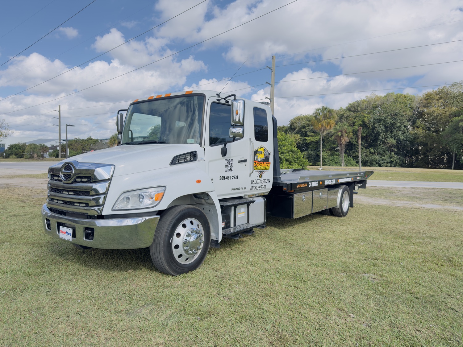 premier auto haulers tow truck luxury car transport Miami